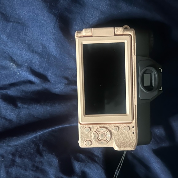 4k Pink digital camera - Picture 5 of 5